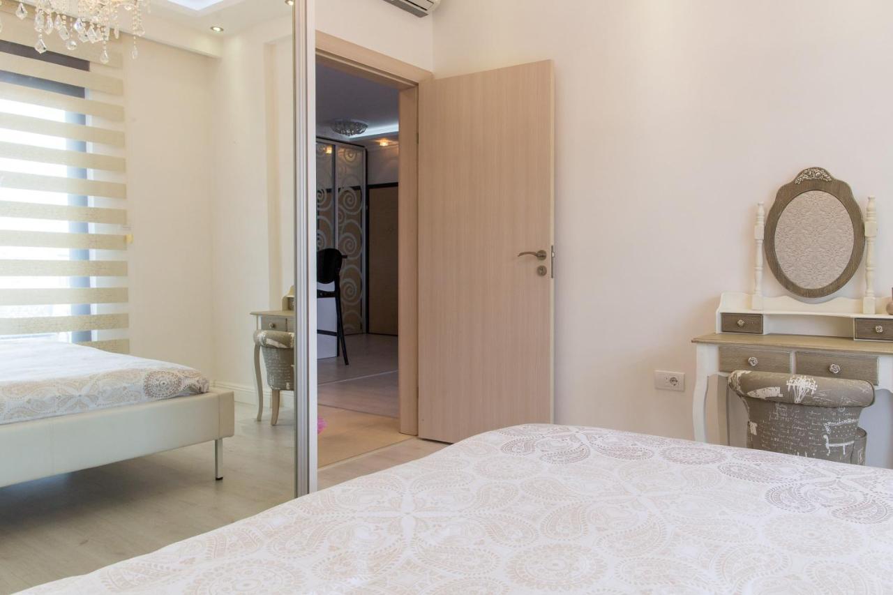 Becici - Andrea Apartman Exterior photo